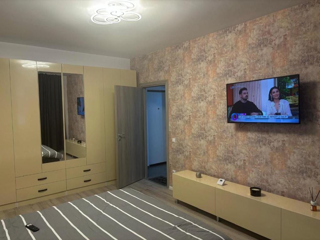 Adela Luxury House
