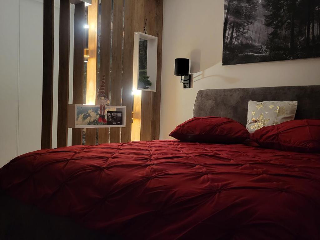 Alexandra room