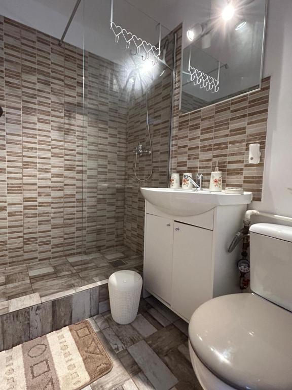 ARP LUXURY Apartments