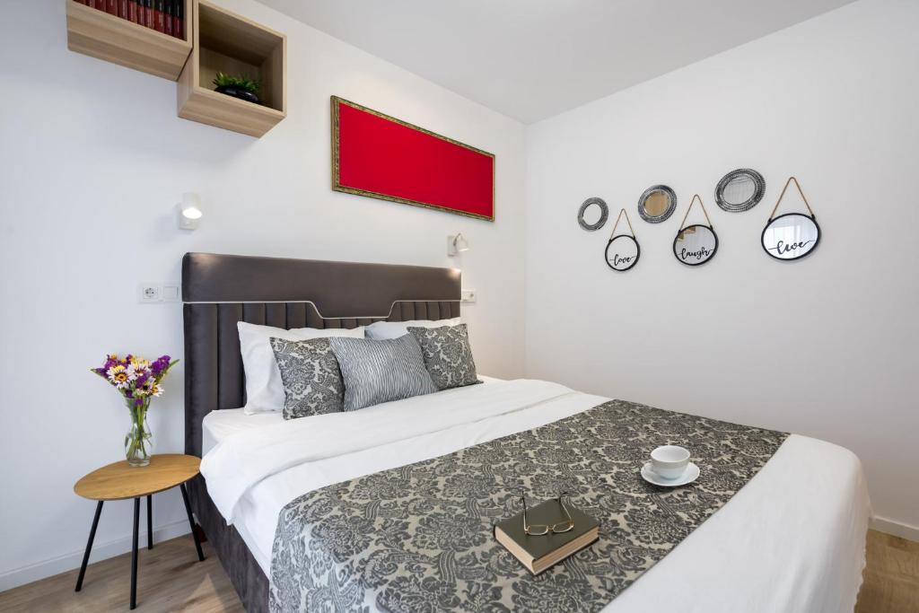 Breeze - Modern Escape in Aviatiei with Parking