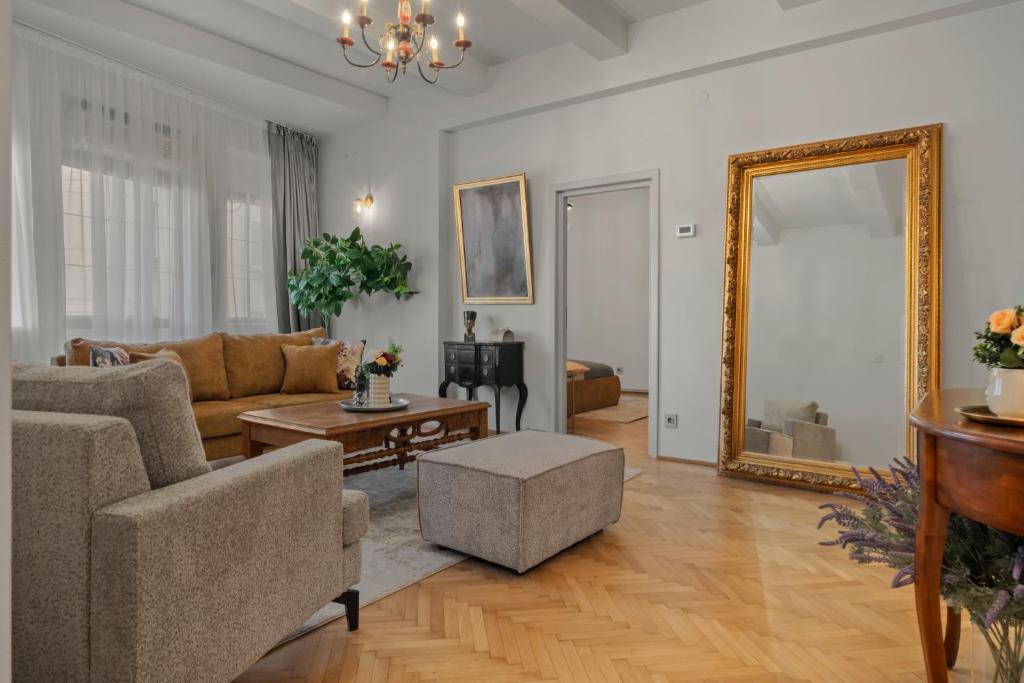Bucharest Ultracentral Apartments