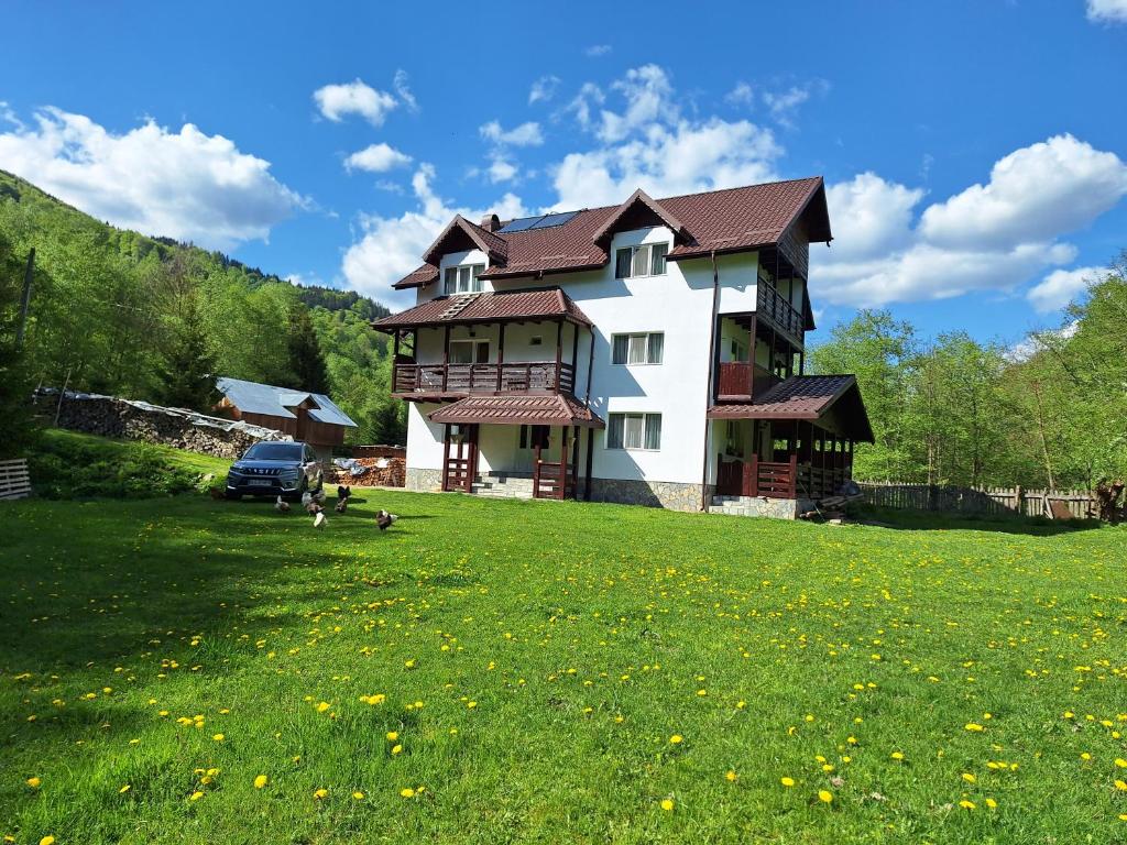 Sătic Casa Maria