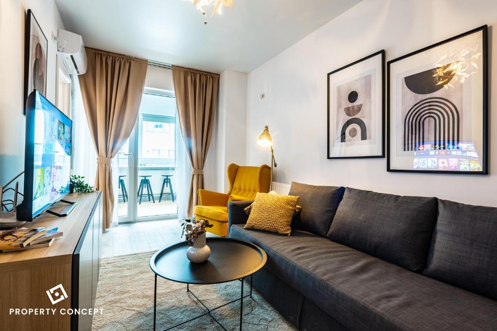 Central Residence Apartment 928