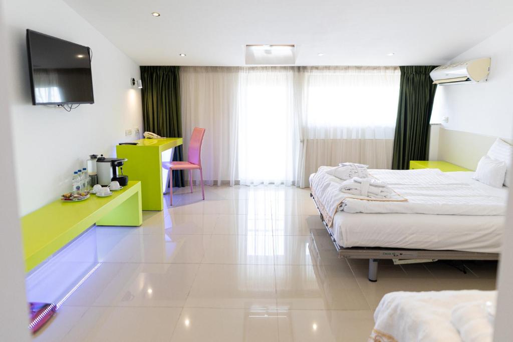 Christina Hotel