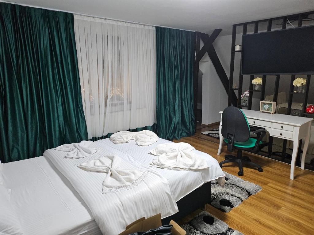CORY'S HOUSE