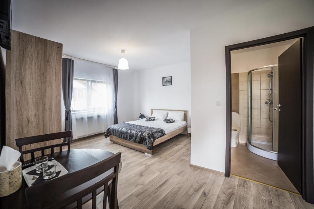 Manuela Residence