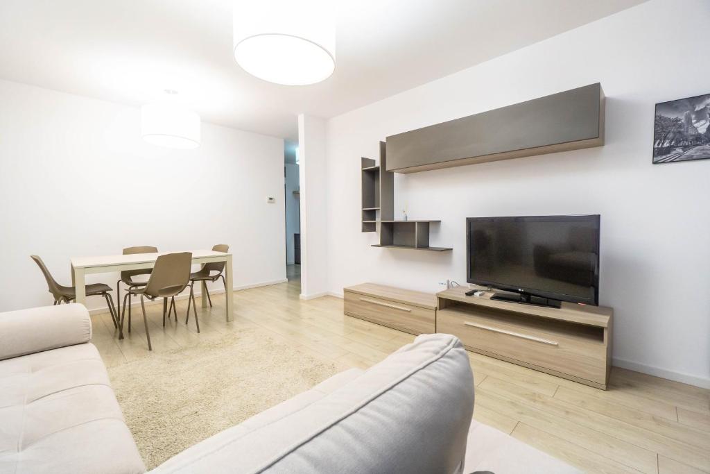 Jasmine Luxury Aviatiei