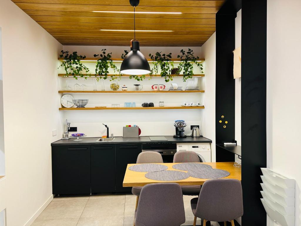 Emun Studio , Old Town, Smart, Netflix and Relax