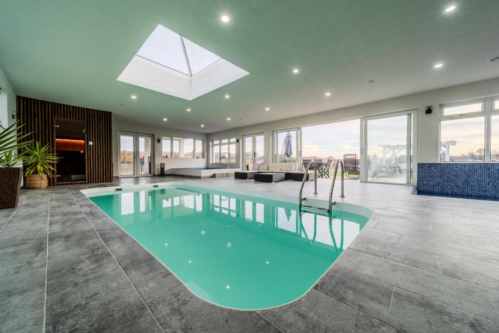 Harghita Sunrise Whole Complex With Indoor Spa