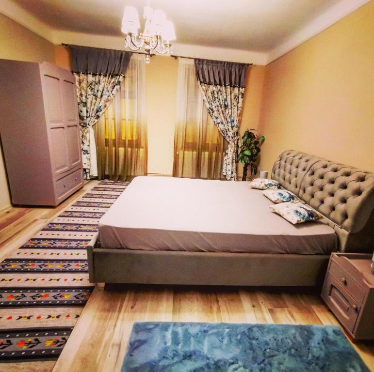 HHH Sforii residence