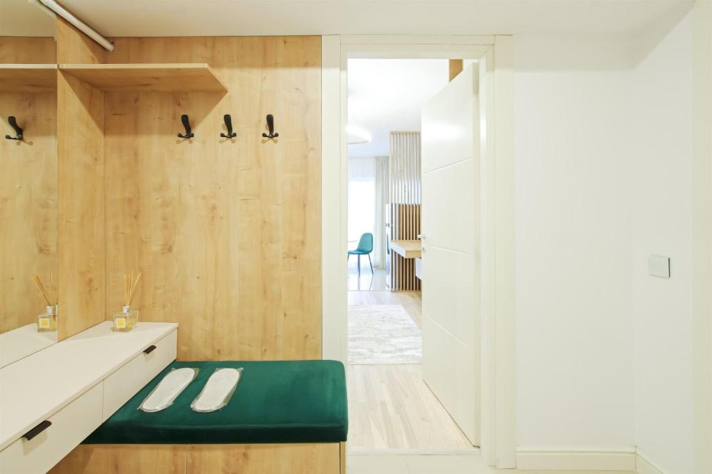 Himson-Designer1 Apartment
