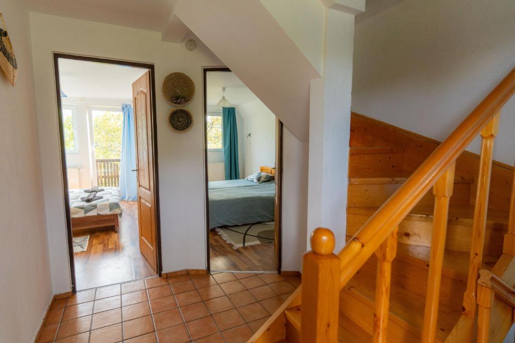 House Michael Camping Ananas Cisnadioara