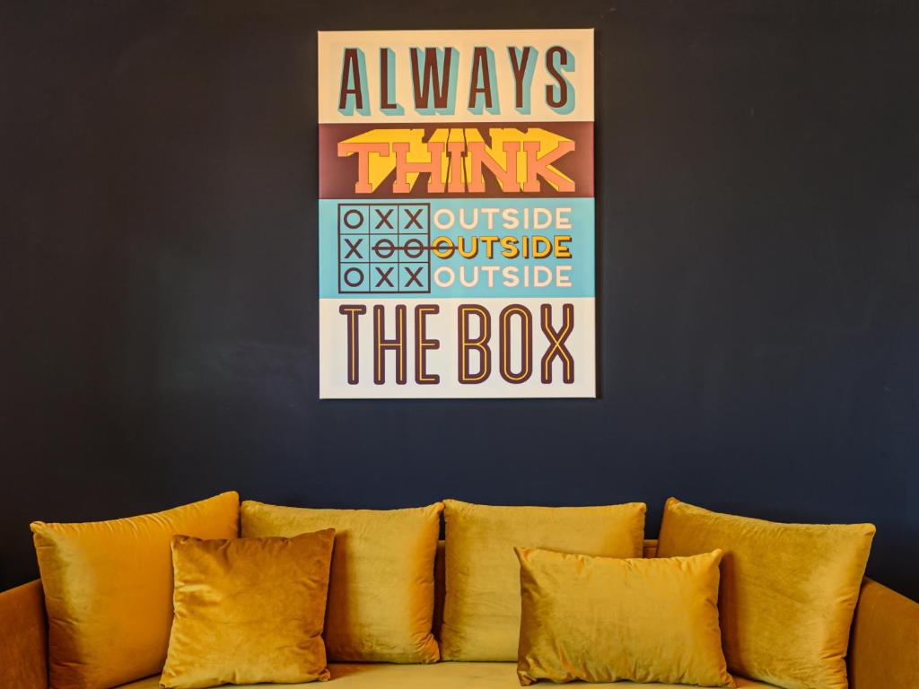 KOA - THE BOX