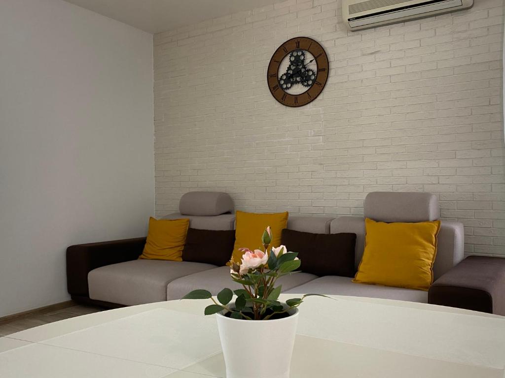 Sunny Deluxe Apartment Cosmopolis