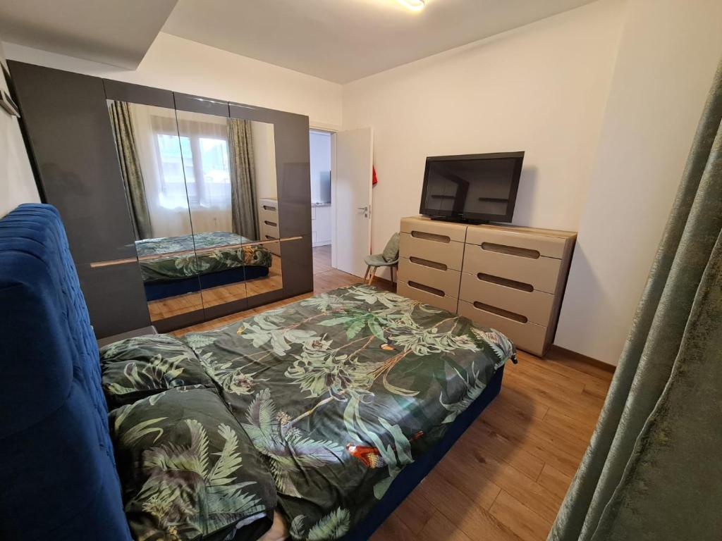 Luxury Bujorului