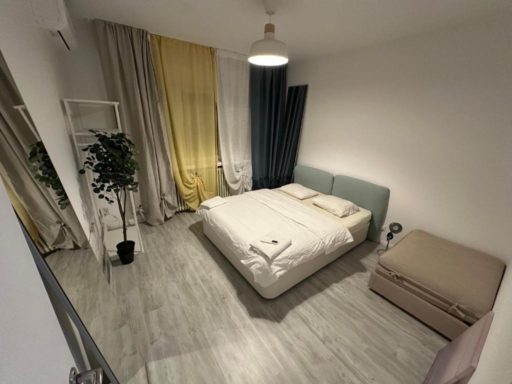 New 77 green apartment