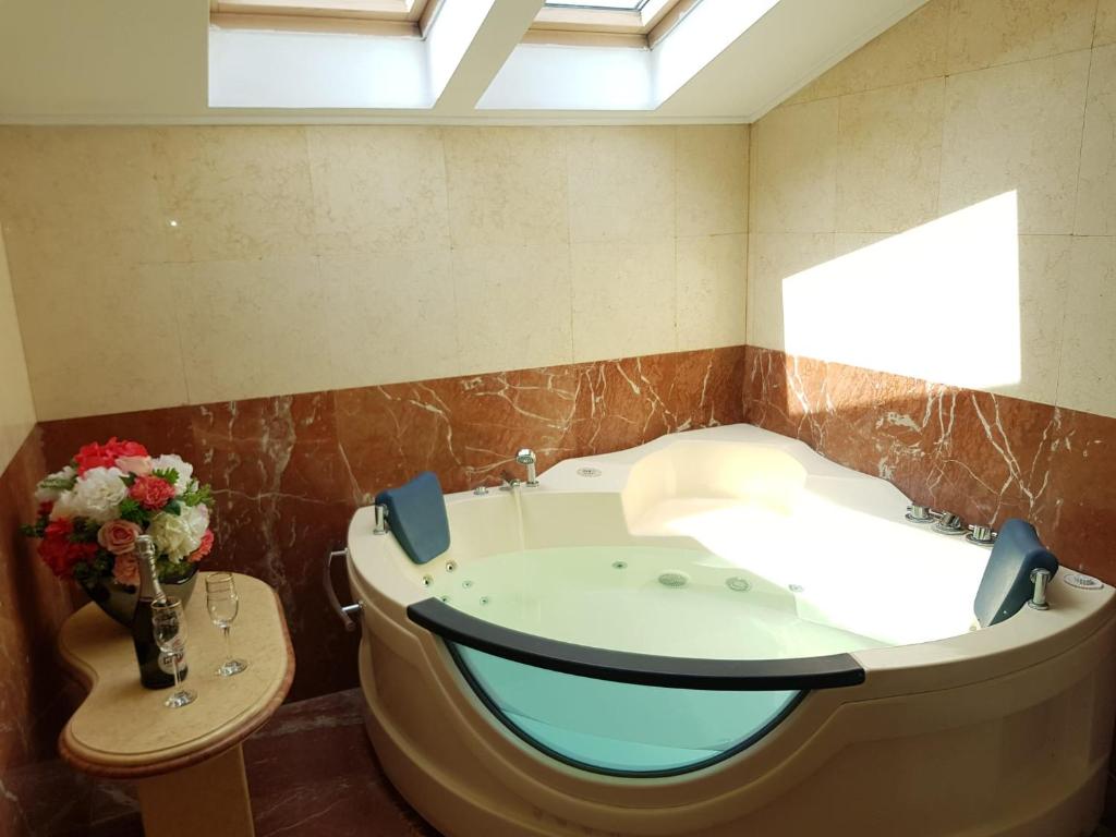 Open Space Spa Apartment Monza National Arena