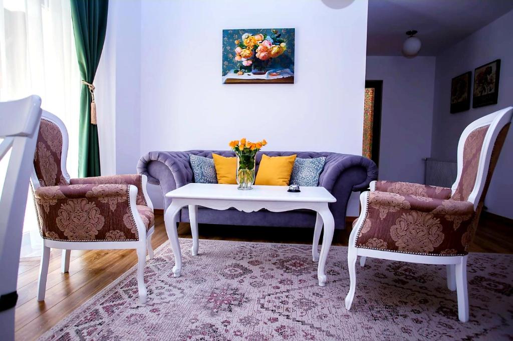 Mera Hills House