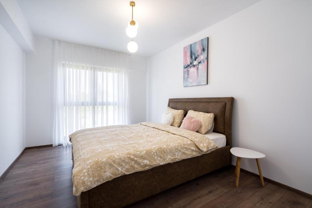 Pepita - Elegant 2BR Retreat with Garden View