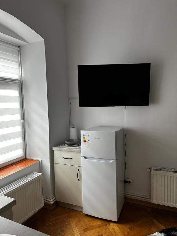 Popi Studio 1