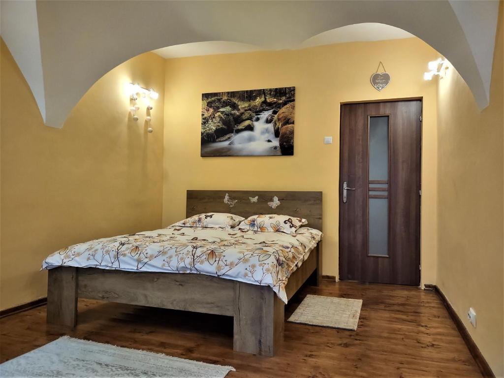 SMB Studio Poarta Schei
