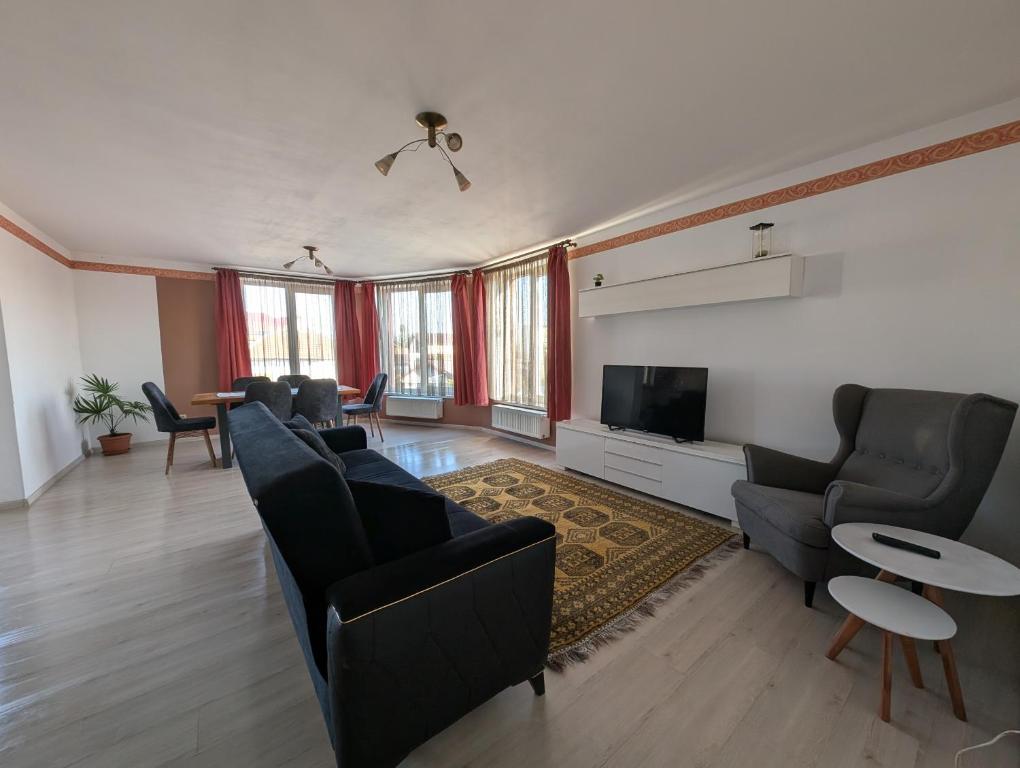 Family Suite - Apartament Spațios cu Parcare Gratuită
