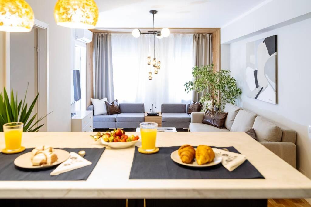 Stunning Views 2BR Intercontinental Flat