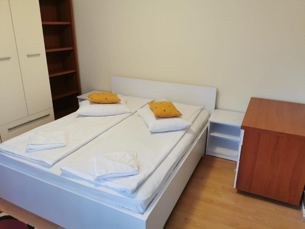 Tranzit Apartman 1