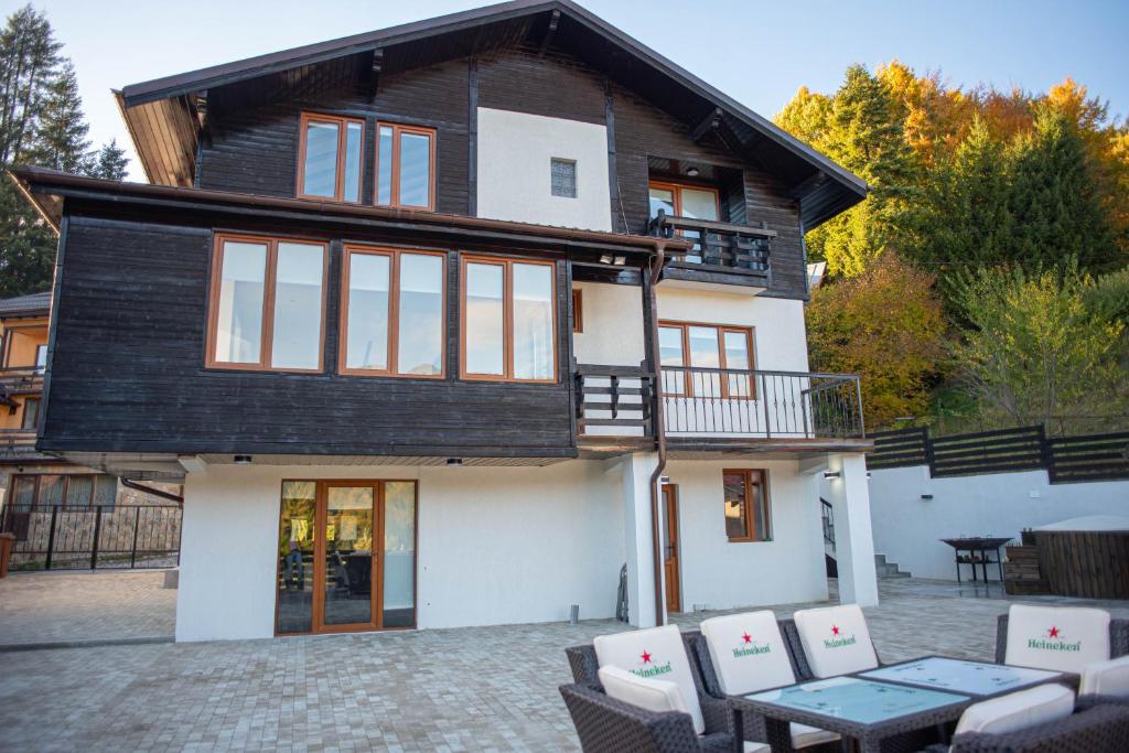 VILLA KYRA LUXURY