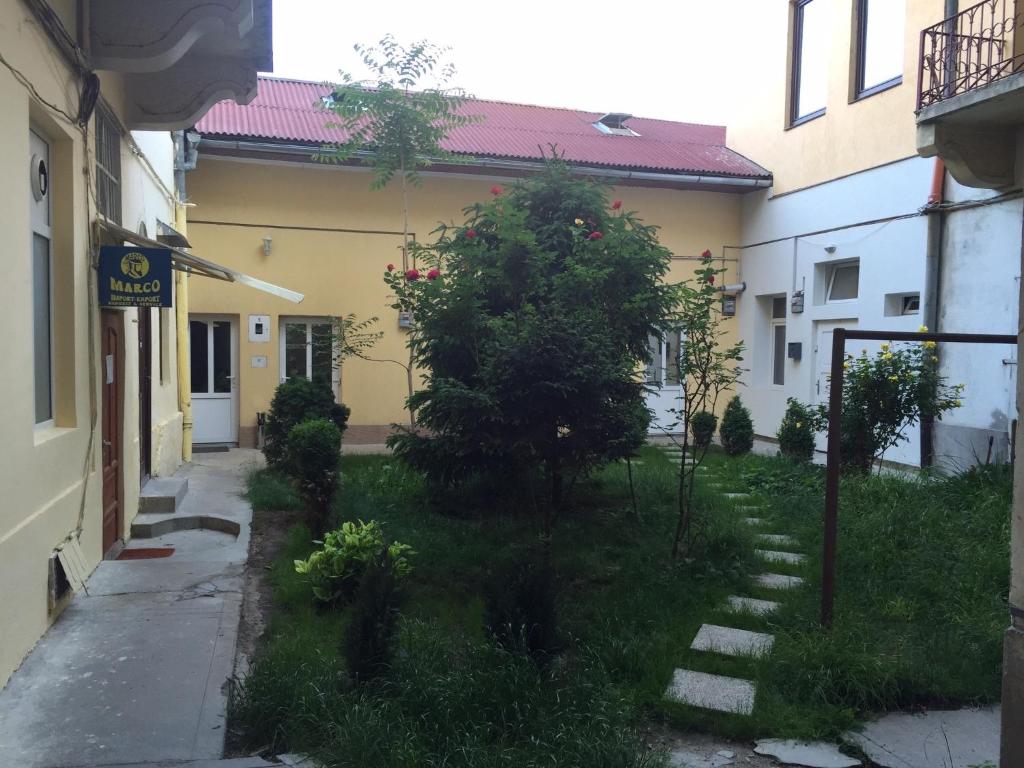 Vivaldi Studios