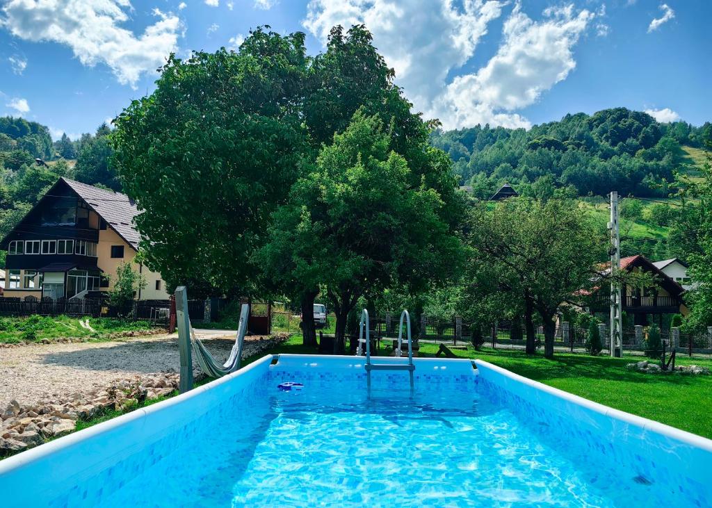 Voinescu House - Natural Living & Eating