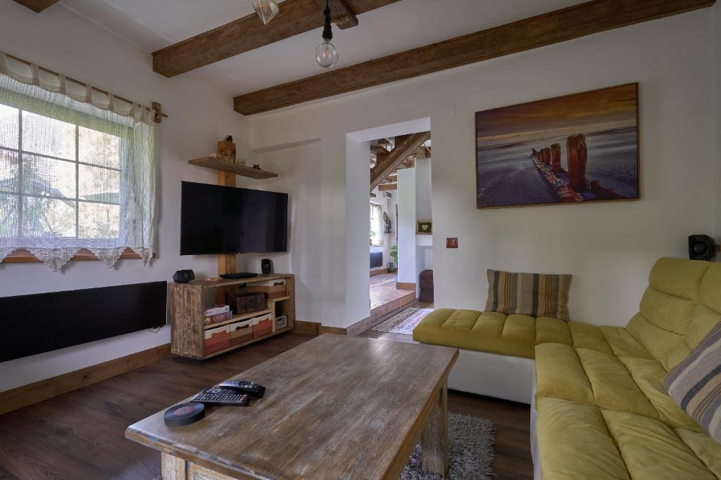 Walnut Tree Cottage