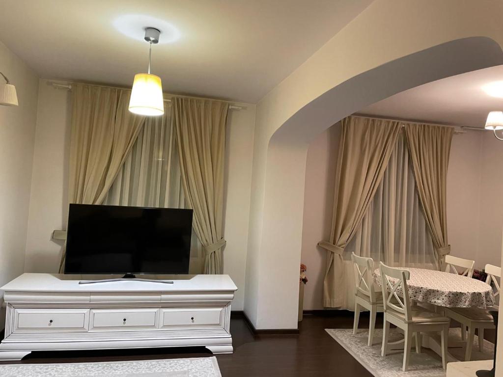 White inn apartment