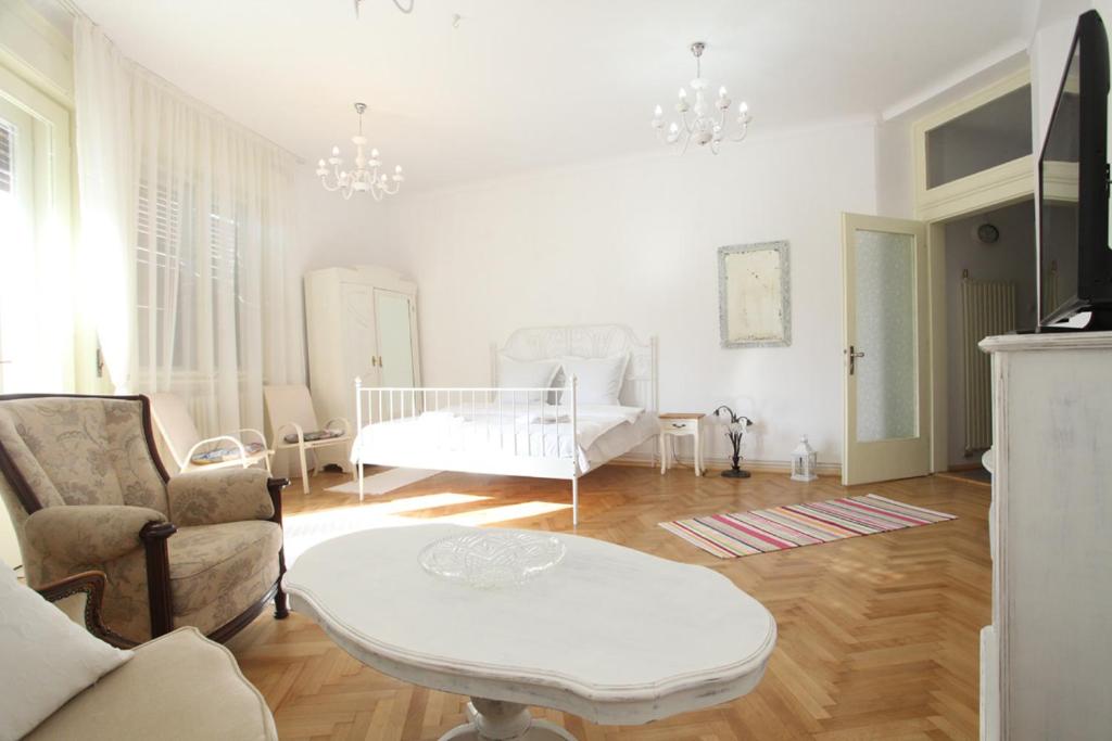 White Opera by NUX